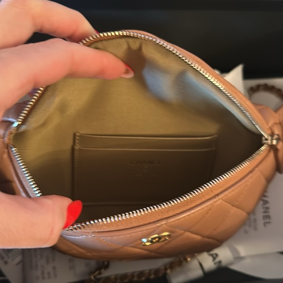 Chanel Fanny pack - Picture 7 of 7